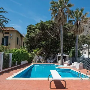 2* Bed & Breakfast Liberty Sul Mare