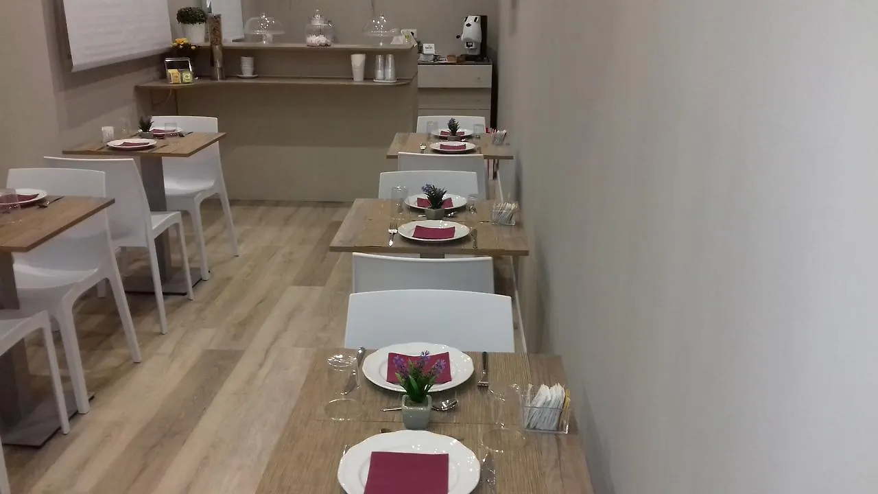 Bed & Breakfast Due Passi Suite Palermo