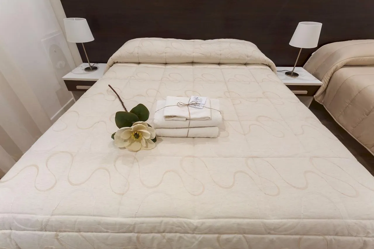 Bed & Breakfast Due Passi Suite Palermo Italië